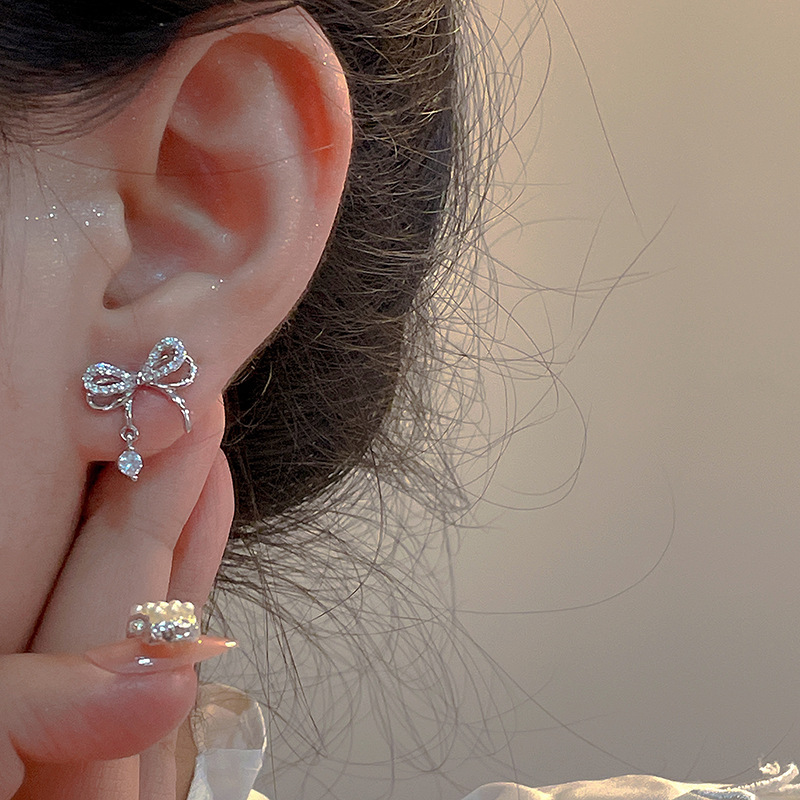 Exquisite bow stud earrings for women, simple and versatile, niche design sense, elegant earrings, high-end and light luxury earrings wholesale Specification drawing