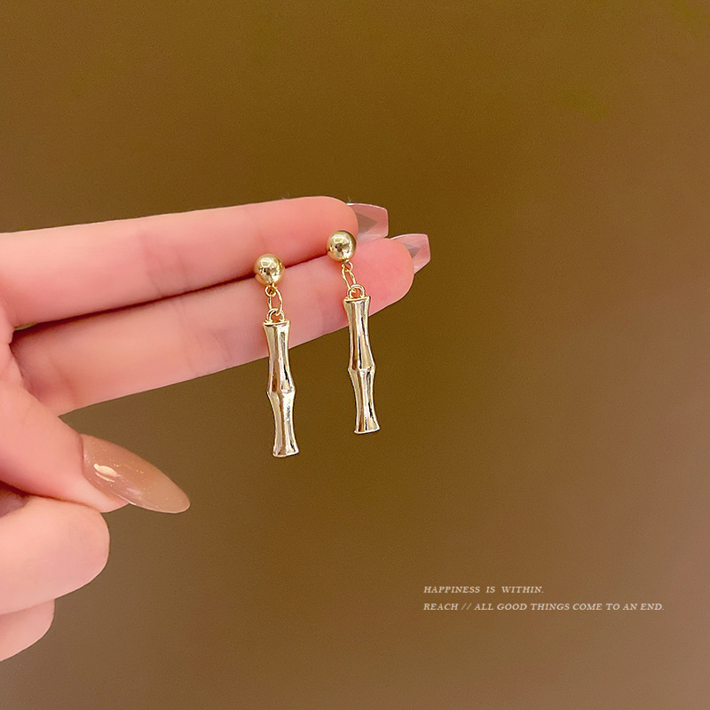 S925 Silver needle Chinese style bamboo joint design stud earrings, long tassel for women, high-end feel, versatile and popular earrings Application Scenario