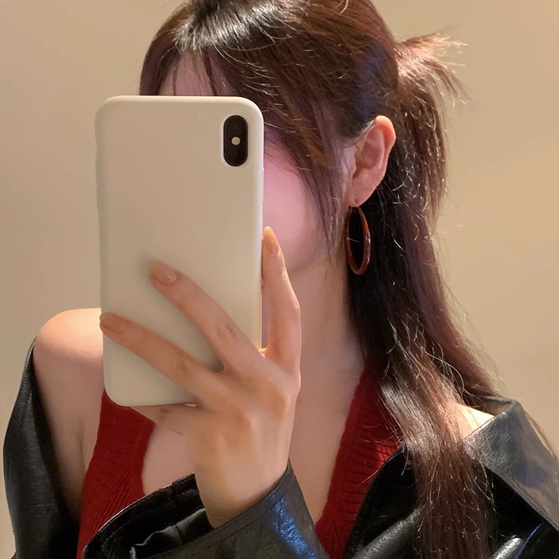 Autumn and winter retro Hong Kong-style Ankela red ear studs for women, simple and elegant, fashionable ear rings, niche design, unique earrings details Picture