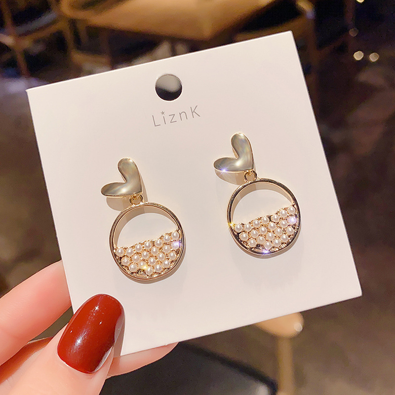 925 Silver Needle Earrings for Women, simple and super sparkling heart-shaped pearl earrings, stylish and versatile, fashionable earrings factory direct sales Specification drawing