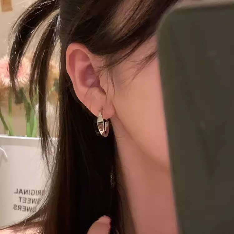 925 Silver Needle ins Cold Style Ear ring Earrings, sweet and cool bestsellers, ear studs, niche and unique, high-end ear buckles and earrings Specification drawing