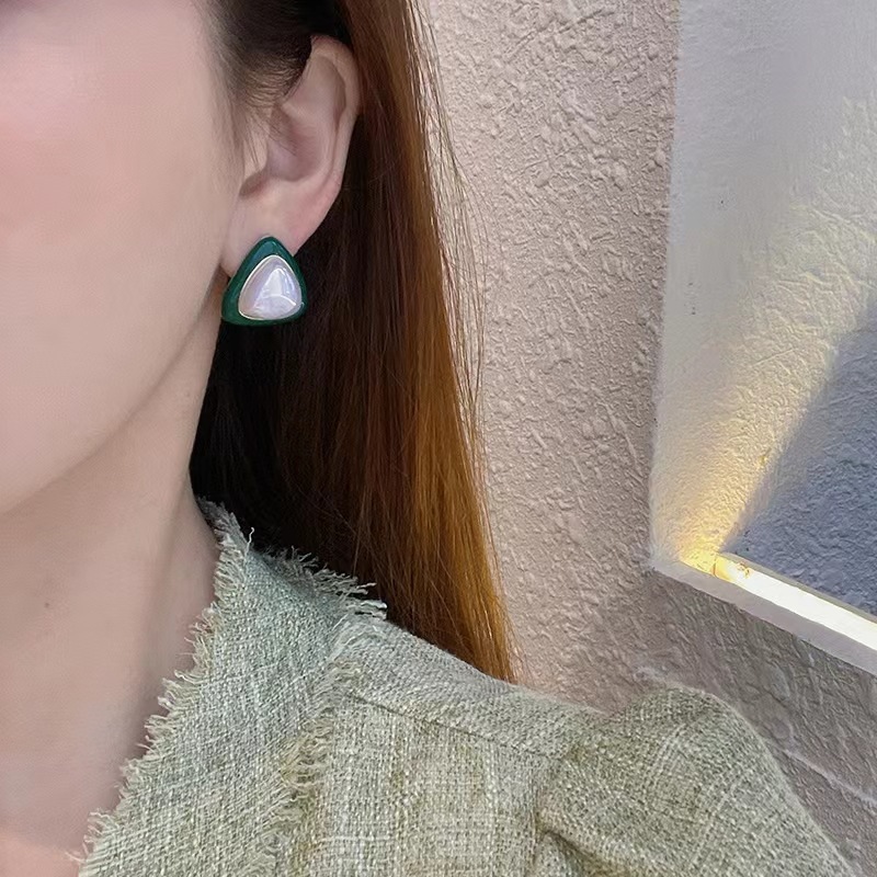 S925 silver needle French fashion simple green geometric earrings design, the same style as the trendy stud earrings for women details Picture