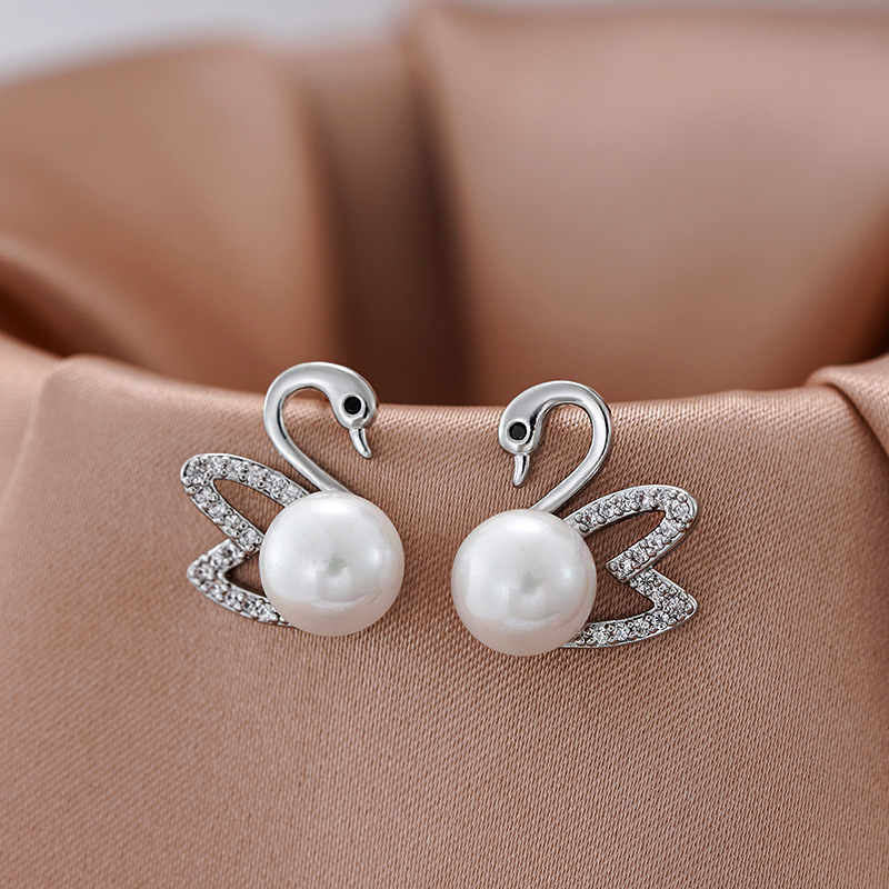 Classic Little swan earrings 925 silver needle summer mini pearl stud earrings for women, Dongdaemun earrings and pendants from South Korea details Picture