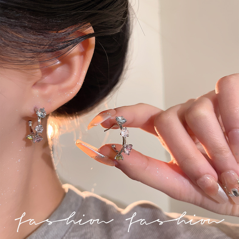 Fashionable colored diamond earrings, a cool female style, ins zirconium-inlaid earrings with a unique design sense, and new 2025 bestsellers details Picture