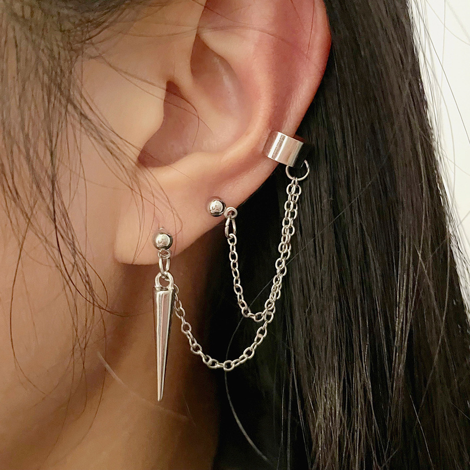 New cross-border earrings from Europe and America, unique punk chain ear clips, single long tassel, pointed cone, no ear holes, ear clips full figure
