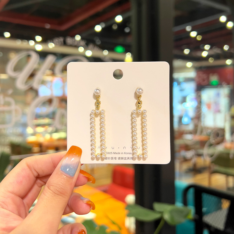French pearl earrings for women, 2022 new trendy and fashionable earrings, Korean Internet celebrity style long stud earrings details Picture