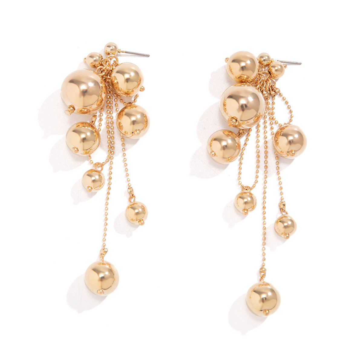 European and American exaggerated design imitation pearl tassel style earrings, cross-border bestsellers, large and small beaded sweet and cool stud accessories Item Picture