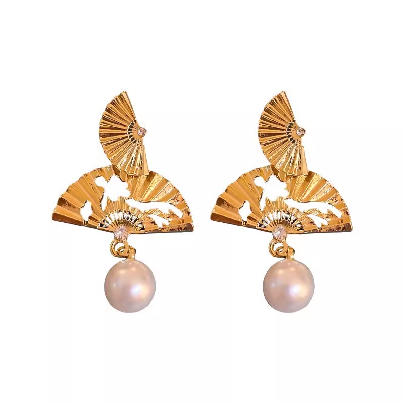 New Chinese-style golden fan pearl stud earrings for women, 2024 new best-selling high-end earrings, Chinese-style Hanfu fan-shaped earrings Item Picture
