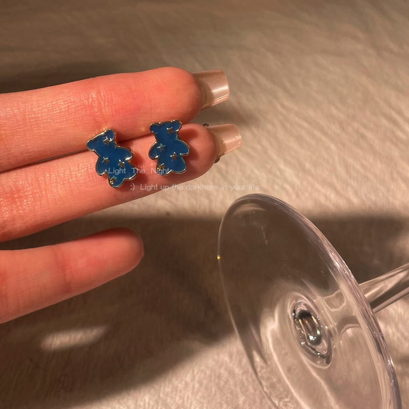 S925 Silver Needle Japanese-style self-designed bear stud earrings, elegant blue earrings, small and cute star stud earrings wholesale Specification drawing