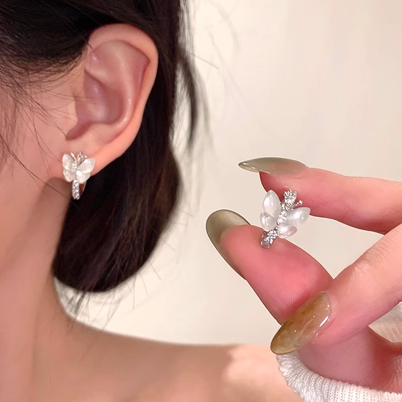 Ethereal, slightly inlaid zircon butterfly cat's eye stone ear loops, earrings, ring earrings, earrings and stud earrings full figure