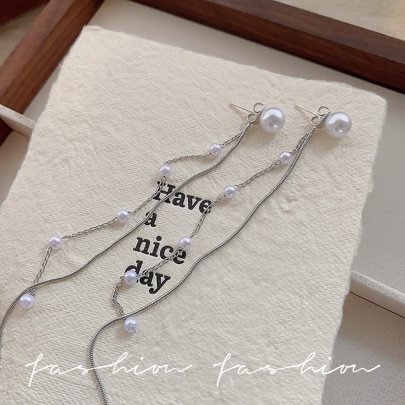 Sweet Japanese and Korean earrings for women 2025 New bestsellers Pearl tassel ear strings, fashionable and elegant earrings and earrings, high-end feel Application Scenario
