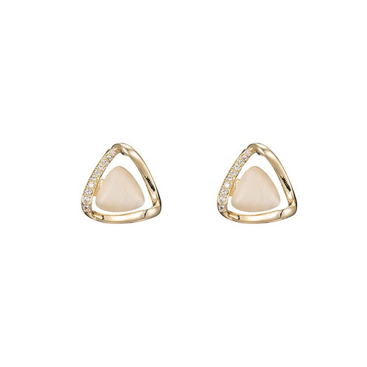 The new S925 minimalist triangular cat's eye stone stud earrings are small and stylish, featuring a unique Korean design Item Picture