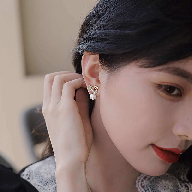 S925 Silver Needle Korean version Swan Full diamond pearl Stud earrings, light luxury, high-end, elegant, simple and individual earrings and earrings for women details Picture