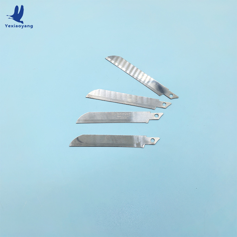Stainless steel steak blade, wide-mouthed straight blade, German steak blade, fine-toothed table knife blade details Picture