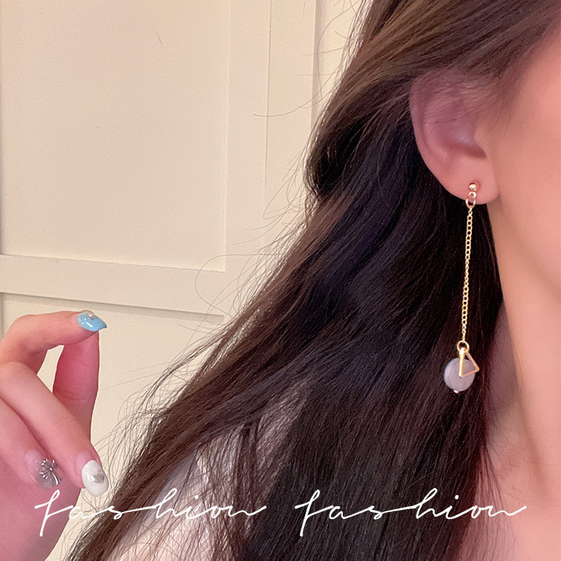 New fresh and sweet Japanese and Korean design style fashionable earrings, asymmetrical geometric triangular pendant stud women's accessories Specification drawing