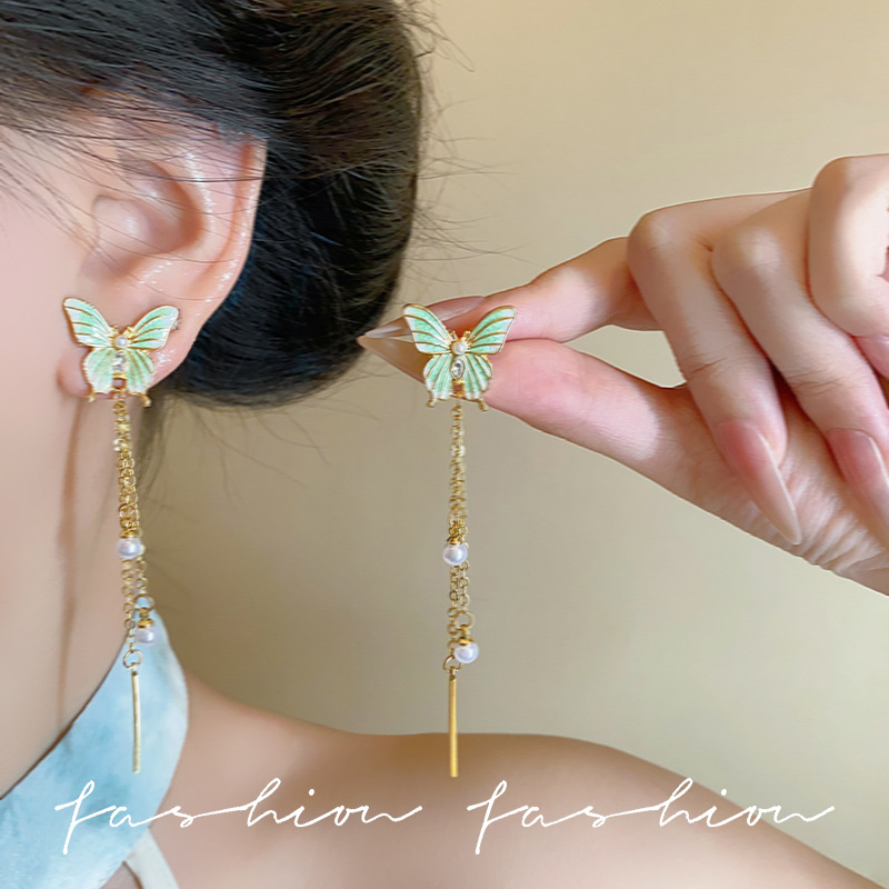 Light green super fairy butterfly tassel stud earrings, a niche design with a high-end and light luxury style, super fairy earrings details Picture