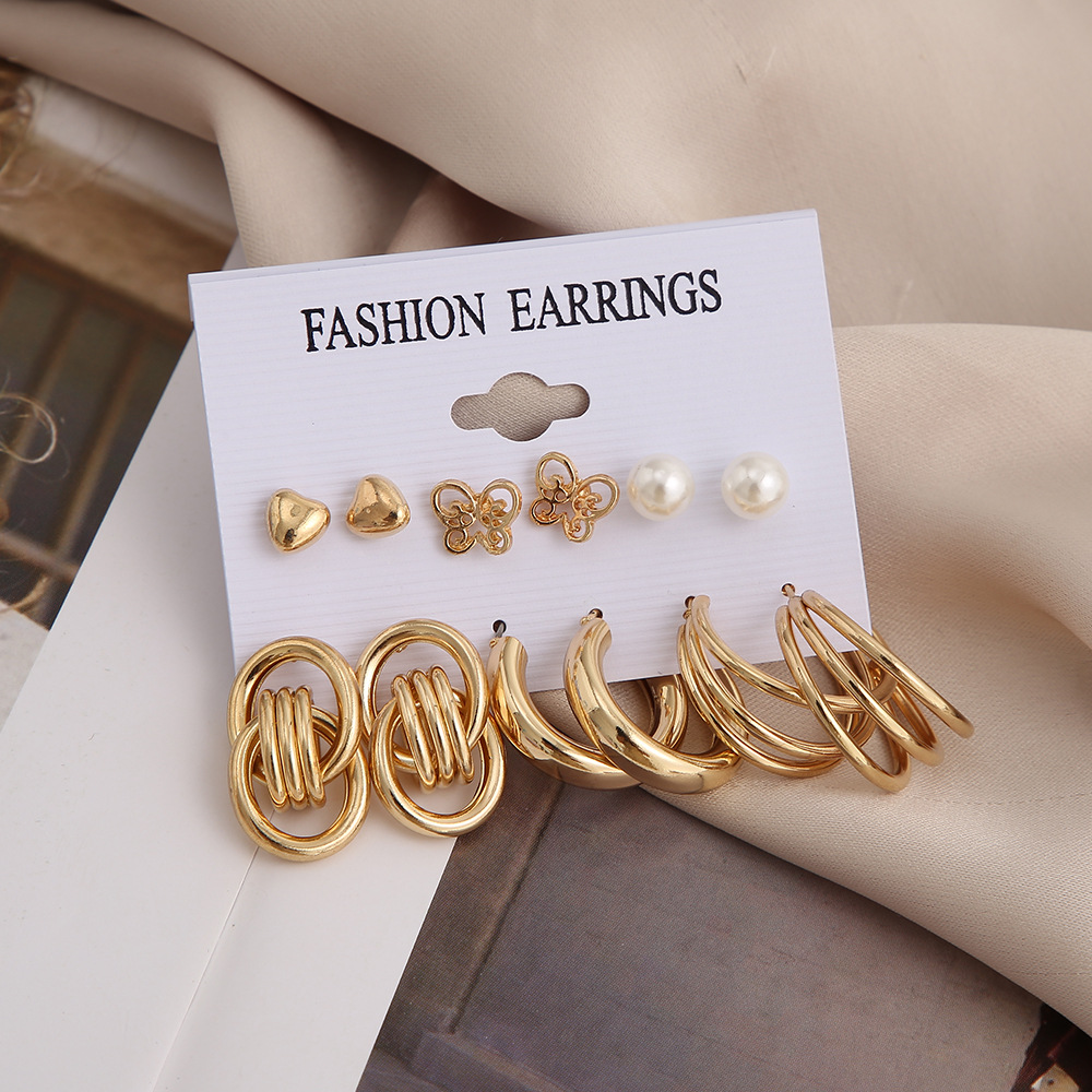 Wholesale of new cross-border personalized punk-style gold earrings, creative metal heart-shaped butterfly earrings set of 6 pieces Application Scenario