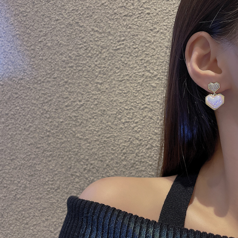 S925 Silver Needle Mermaid Color heart-shaped Pearl Earrings for women, full diamonds, light luxury, trendy, versatile and elegant stud earrings details Picture