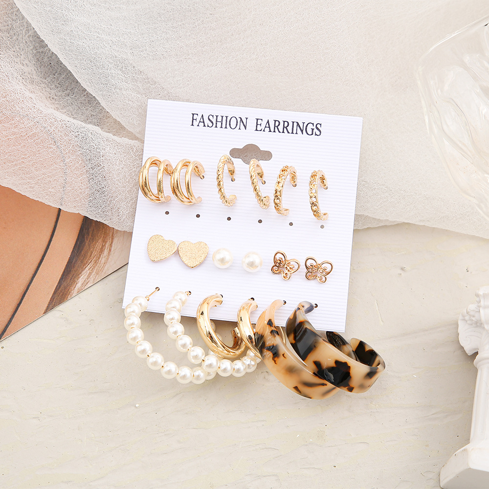 Leopard print acrylic earrings, retro heart-shaped imitation pearl stud earrings, metal ear ring earrings, high-end earrings wholesale Specification drawing