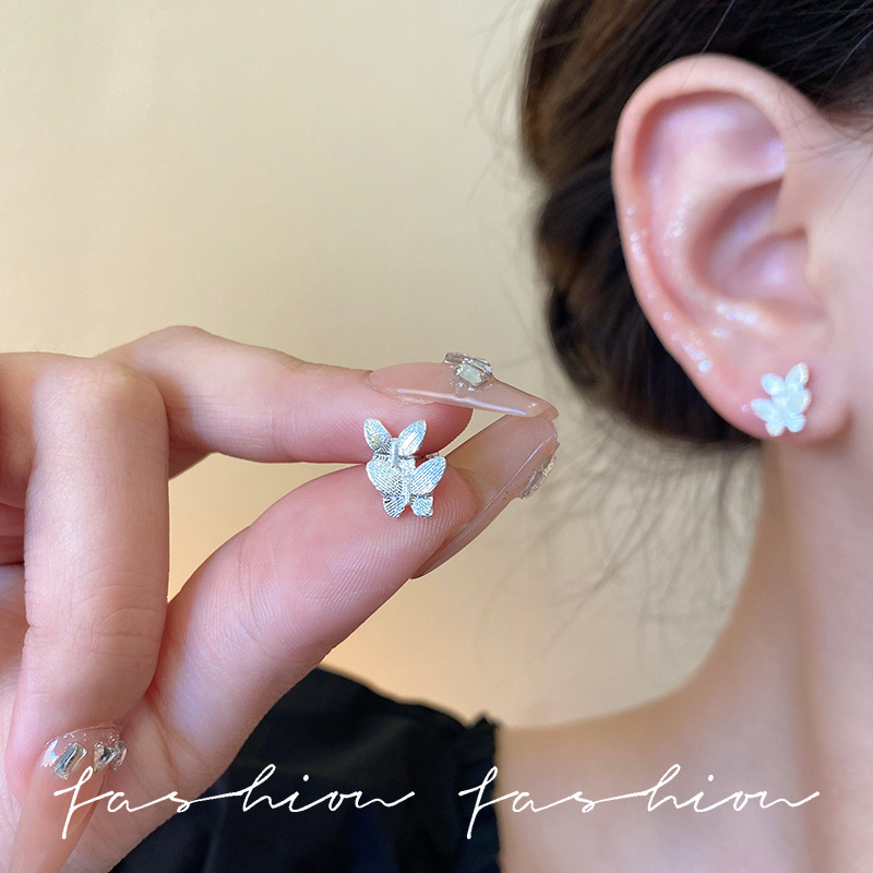 S925 Silver Needle Small butterfly Stud earrings for women, forest-style, ethereal and sweet earrings, trendy and simple design, stylish earrings details Picture