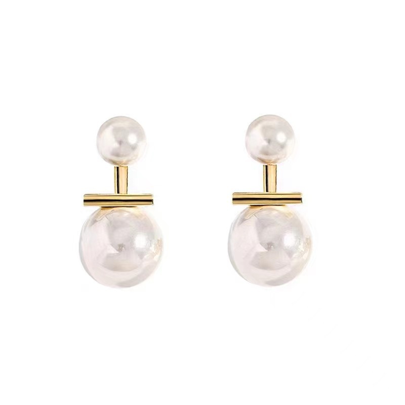 S925 silver needle double-wear back-hanging pearl earrings for women, a niche design with a sense of high-end luxury, light stud earrings, and personalized earrings for women Item Picture