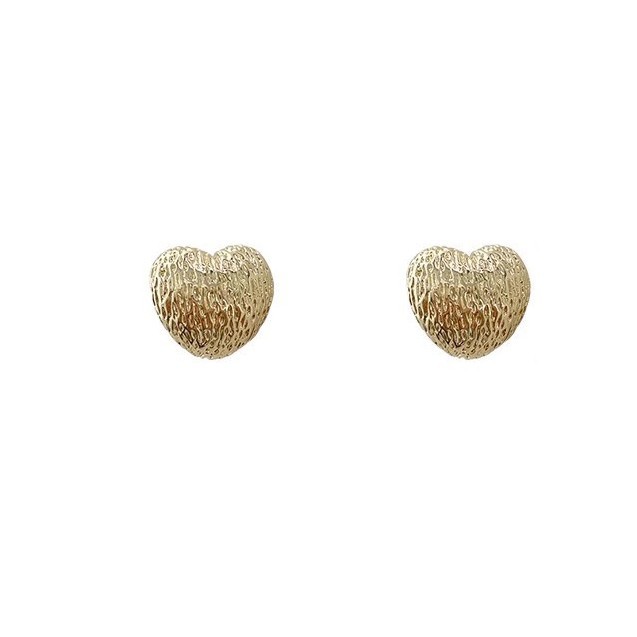 Light luxury and high-end metal heart-shaped earrings, unique and niche design for women, cold style and simple heart-shaped earrings Item Picture