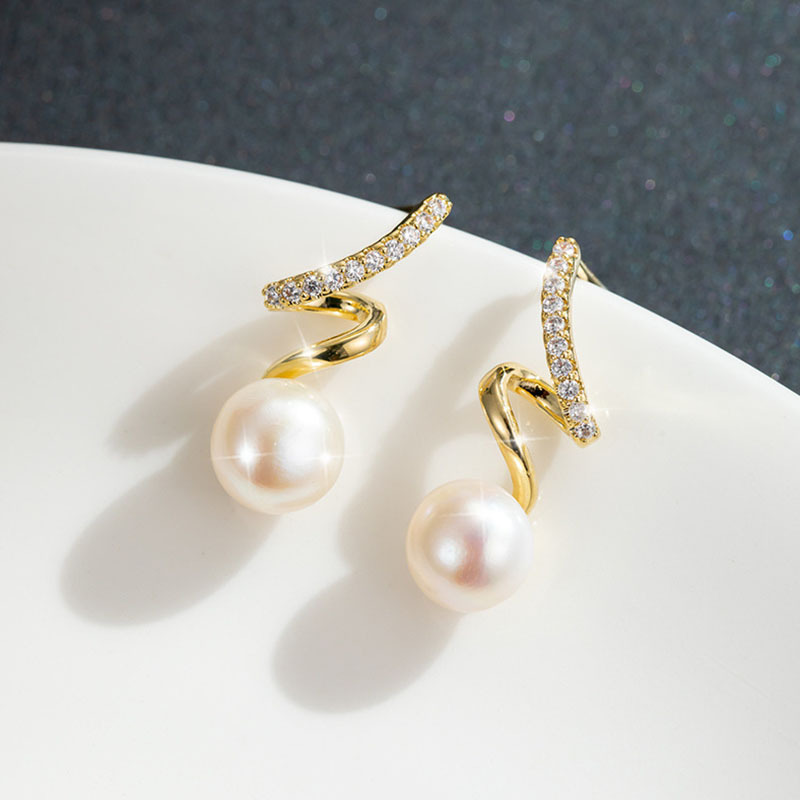 S925 Silver Needle Japanese and Korean geometric line pearl earrings, a light luxury and niche design for women, super fairy-like and versatile stud earrings Specification drawing