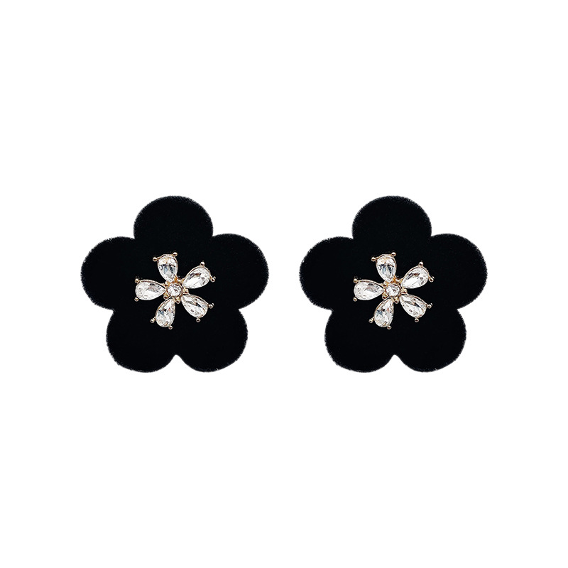 925 Silver Needle Autumn and Winter Plant Velvet earrings, artistic, retro and high-end Christmas earrings, individual and exaggerated earrings for women Item Picture