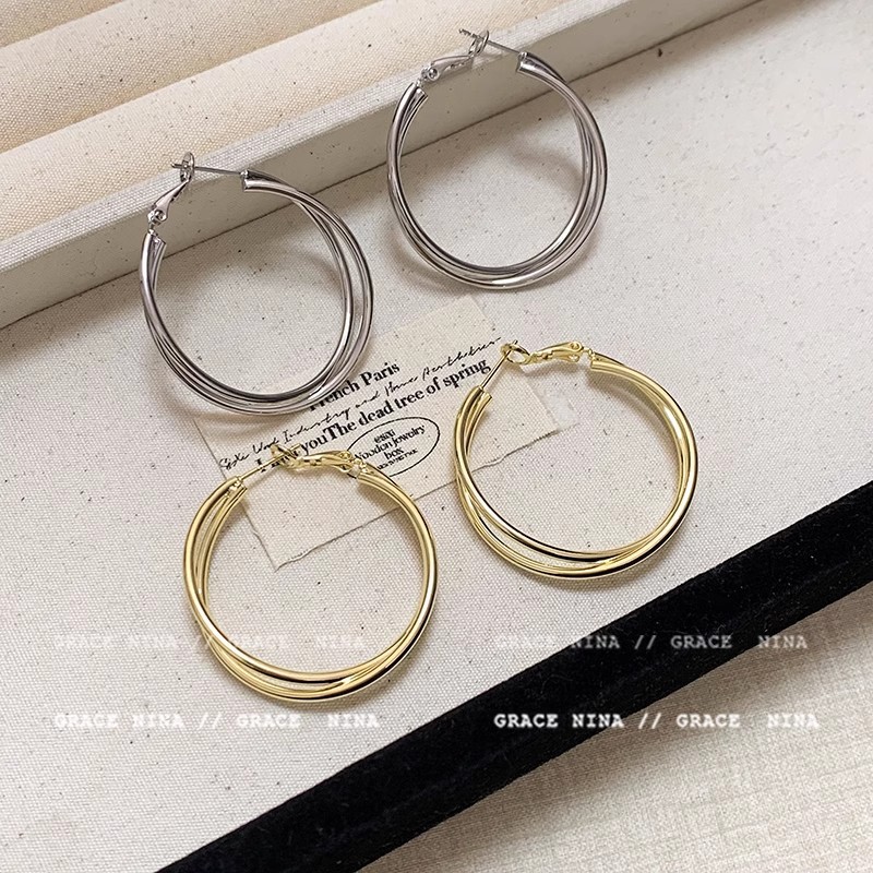 Simple and basic, versatile earrings, metal circle, cross-line stud earrings, unique and individual, high-end plain circle earrings wholesale details Picture