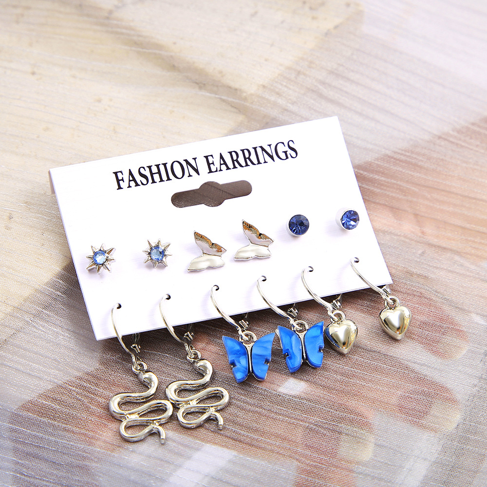 Cross-border new style exaggerated and personalized snake heart earrings, women's fashion acrylic butterfly pendant earrings 6-piece set Application Scenario