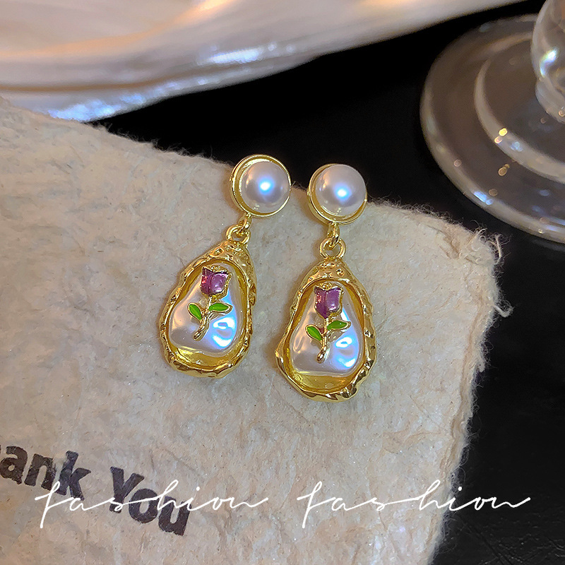 Monet's Garden Irregular Baroque pearl earrings, purple oil painting style stud earrings, women's niche retro gold earrings Specification drawing