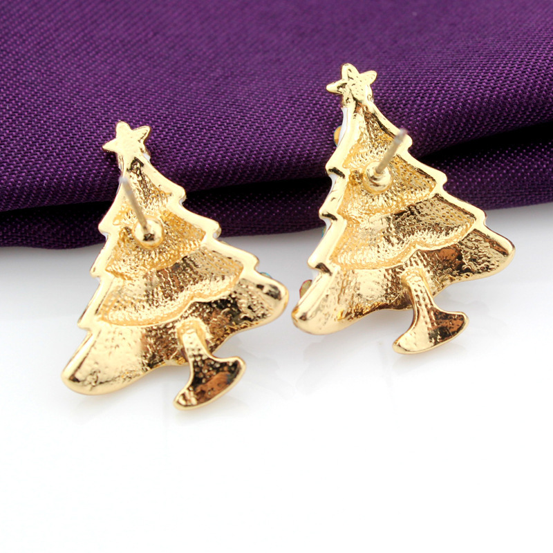 Cross-border jewelry, diamond-encrusted jewelry, Christmas stud earrings, women's earrings, multi-color fashionable European and American stud earrings Application Scenario