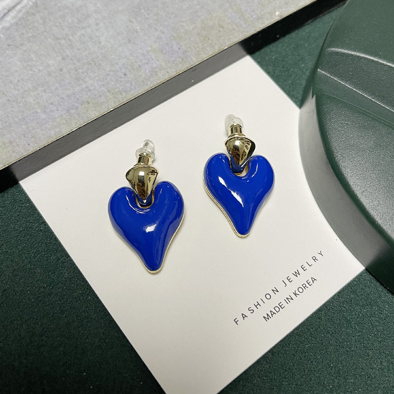S925 Silver Needle Blue glossy Oil Drop Earrings, fashionable Hong Kong-style enamel stud earrings, silver needle heart-shaped retro earrings details Picture