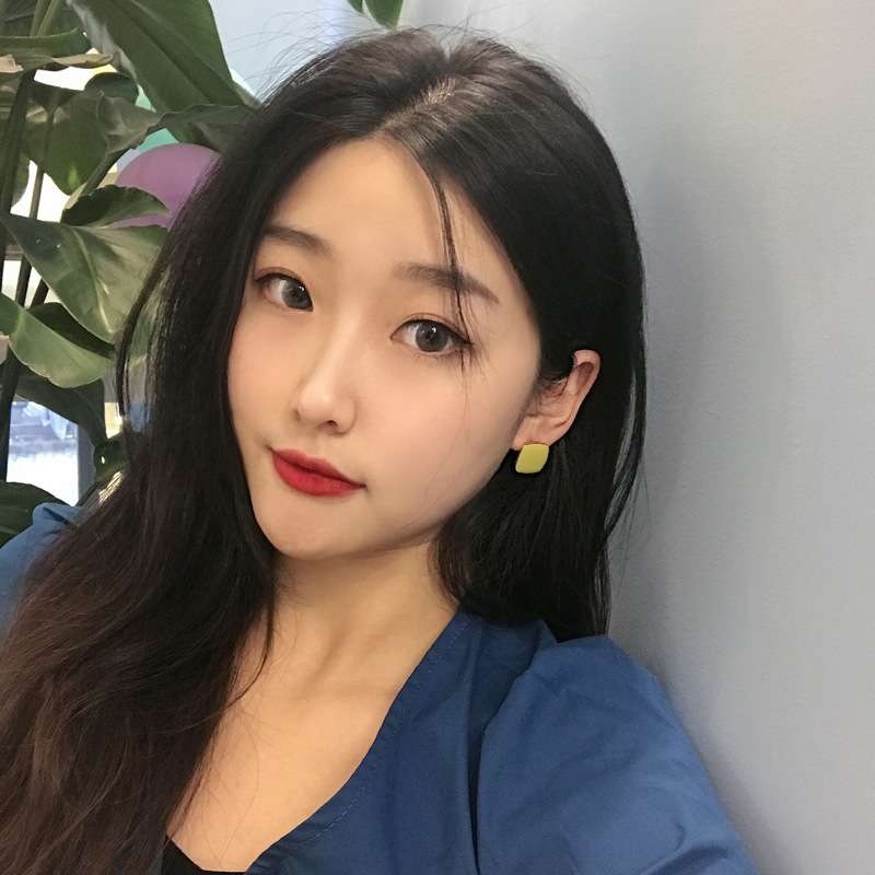 S925 Silver needle Japanese and Korean sweet candy-colored stud earrings, simple geometric square earrings, elegant oil-dripping earrings details Picture