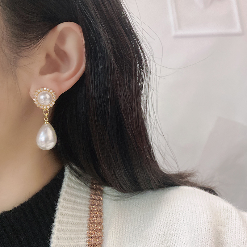 S925 Silver Needle Baroque teardrop pearl earrings, court-style sunflower earrings, Korean simple and elegant details Picture
