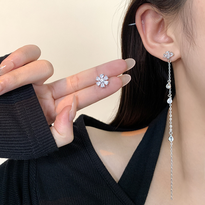 New 925 silver needle long tassel earrings from Japan and South Korea, fashionable zircon asymmetrical flower style stud earrings for women full figure