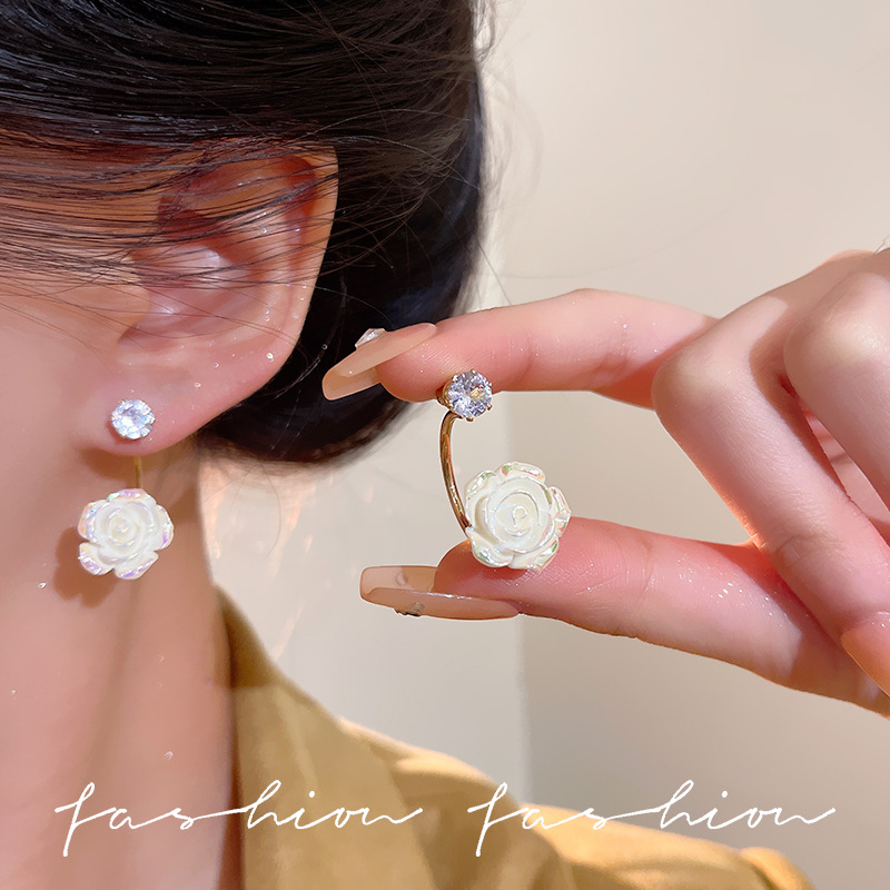 Stylish and trendy white rose stud earrings, ins iridescent simple and fresh earrings, diamond-encrusted C-shaped double earrings details Picture