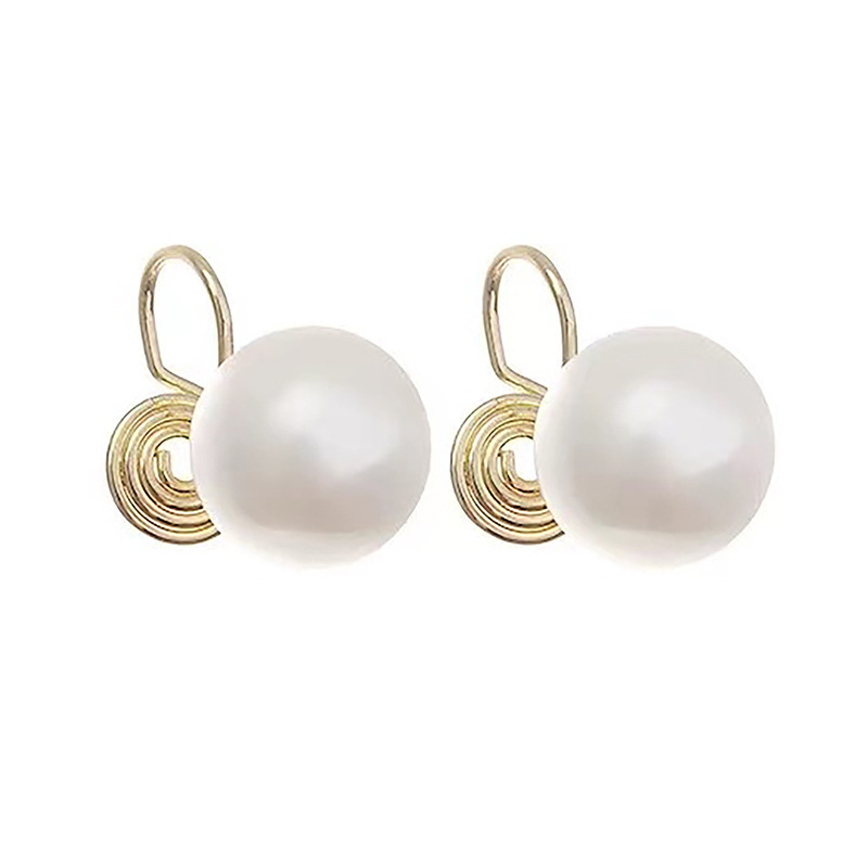 fever's same InS-style pearl stud earrings, women's ear piercings, mosquito repellent coil ear clips, unique earrings and earrings, exuding a sense of luxury Item Picture