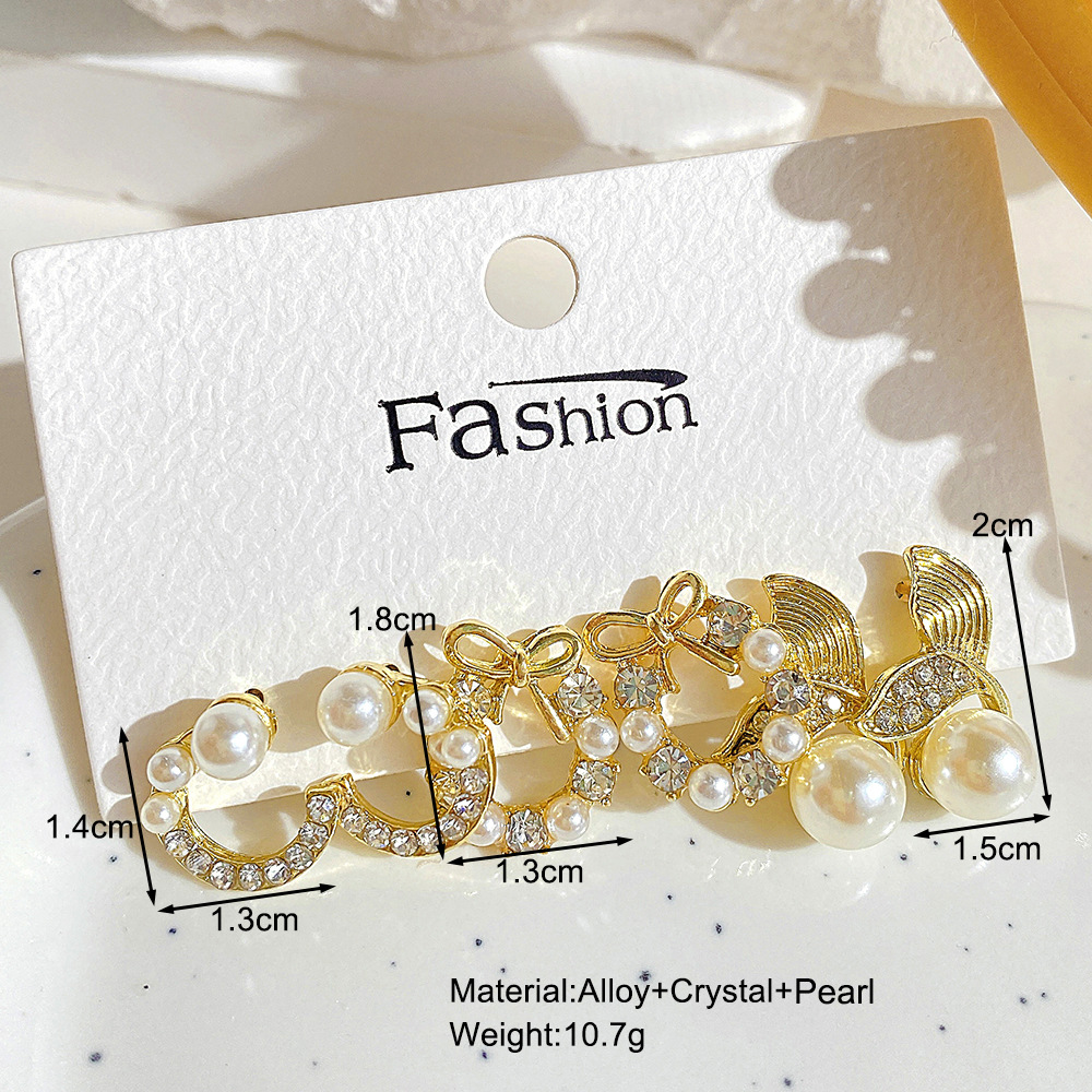 A 3-piece set of fashionable and elegant cross-border Instagram bow fishtail imitation pearl moon stud earrings with rhinestones Specification drawing