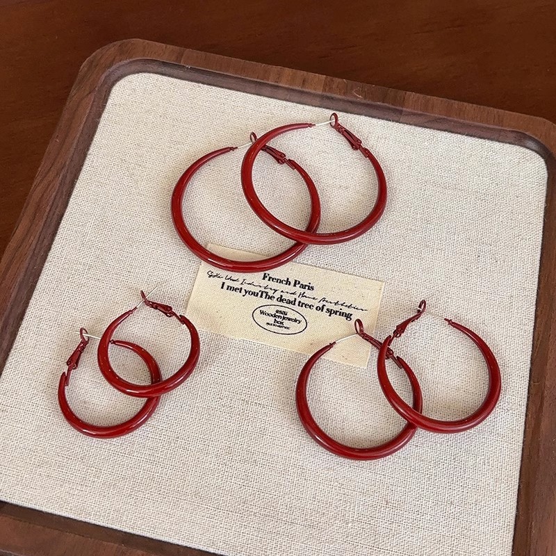 Ankela red circle earrings, women's large circle retro Hong Kong-style ear rings, simple and elegant, high-end ear stud earrings details Picture