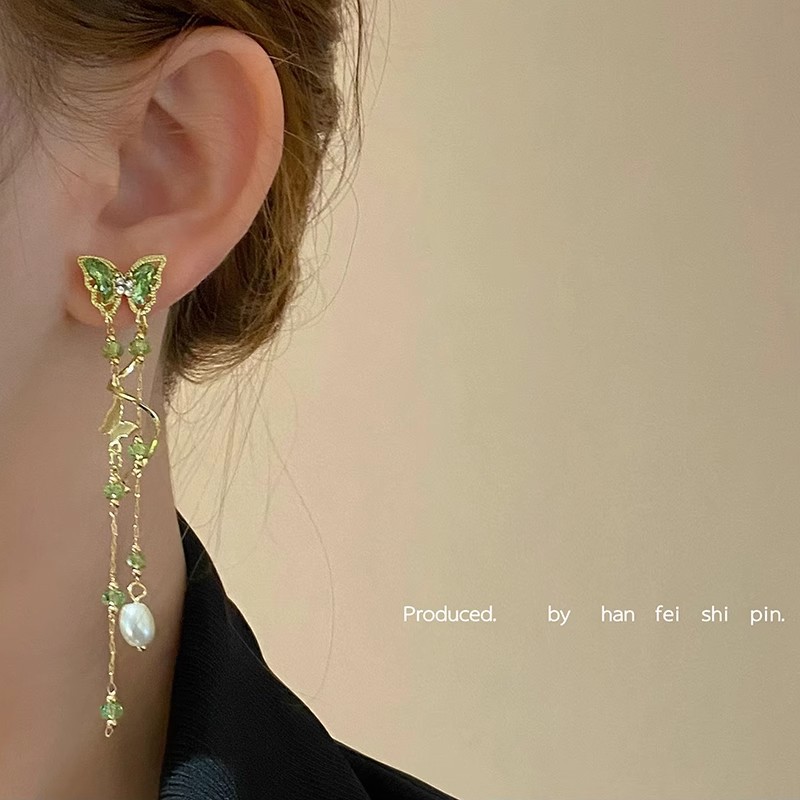 French cold style, super ethereal, face-slimming, stud earrings for women, high-end tassel butterfly earrings, fashionable and versatile, high-end earrings Specification drawing