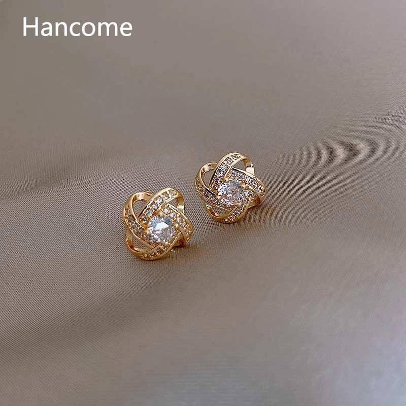 Fashionable chanel-style diamond-encrusted earrings, female Internet celebrity's light luxury style, versatile earrings S925 silver needle earrings wholesale Specification drawing