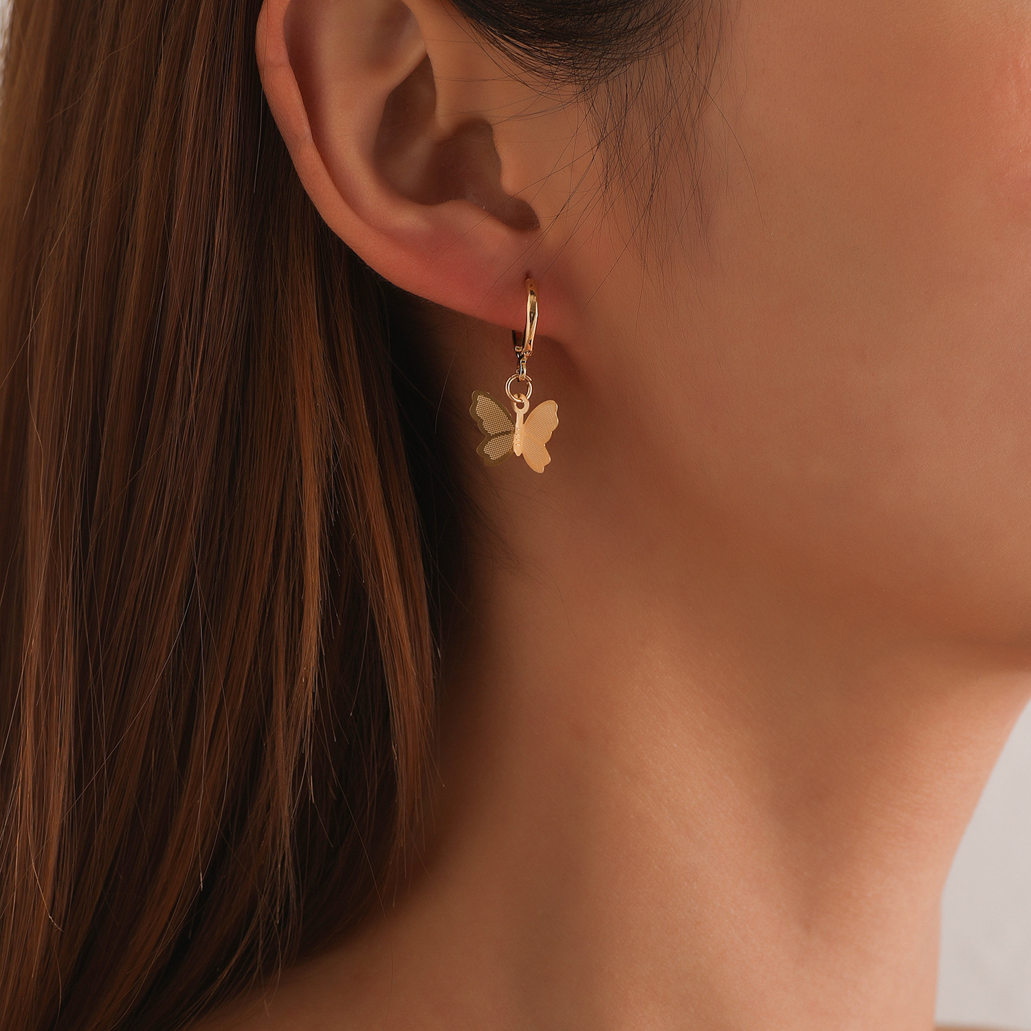 European and American cross-border jewelry alloy hollowed-out butterfly earrings and earrings, women's fashion trend exaggerated geometric grand earrings full figure