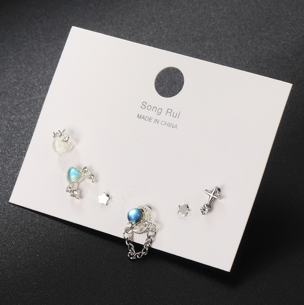 Creative dark heart-shaped stud earrings with a niche design for women, new five-pointed star zircon earrings, Star Terminator Specification drawing