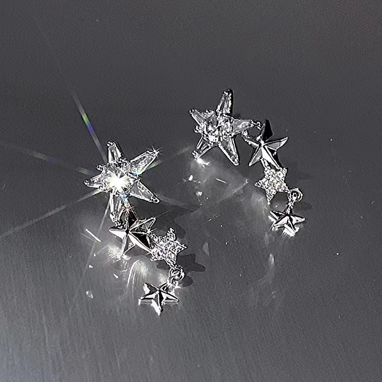 European and American cross-border simple and high-end style, exquisite star-shaped stud earrings, women's light luxury and niche style, five-pointed star pendant earrings Specification drawing