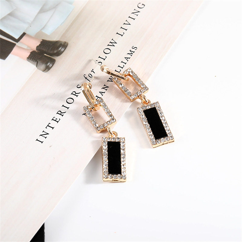New silver needle geometric double-layer ear buckle trendy accessories, exquisite design, unique diamond-encrusted earrings, black rectangular earrings Specification drawing