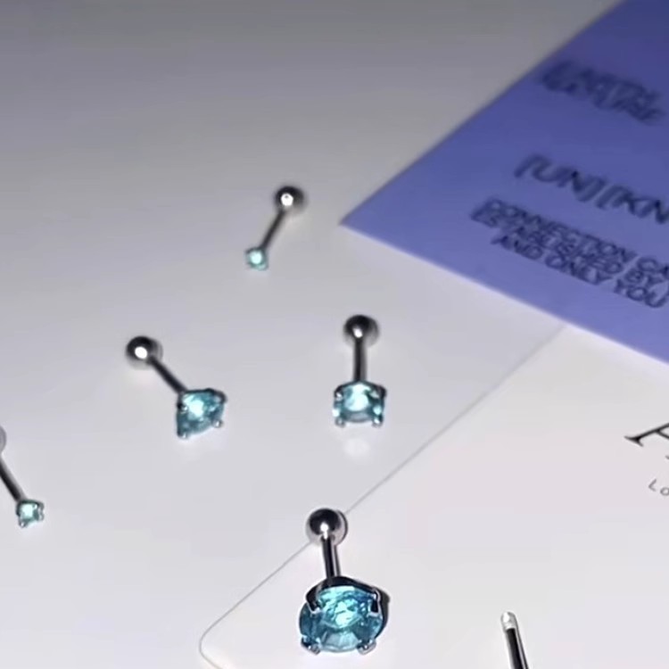 Blue zircon screw ear studs for women, no need to remove ear bone studs for sleeping, high-end cochlear stud earrings and earrings Application Scenario