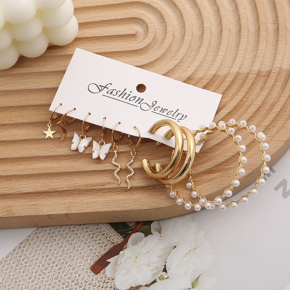 New cross-border independent station Star Moon Snake Earrings Set of 5 pairs, creative acrylic butterfly imitation pearl earrings Application Scenario