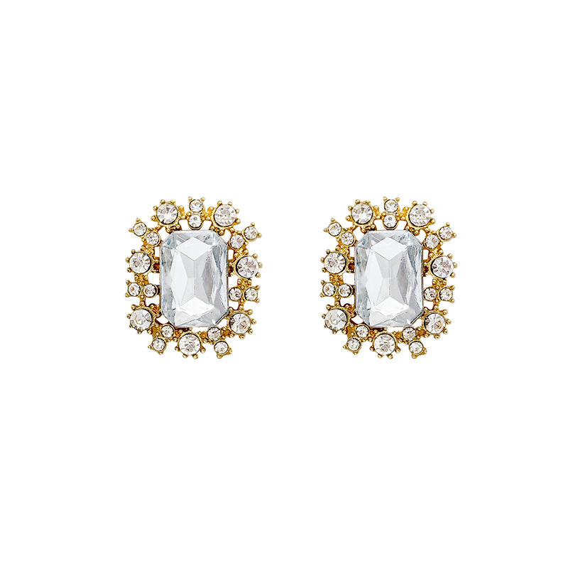 Sparkling diamond high-end and elegant earrings, niche retro and individual design, stud earrings, fashionable and unique for women, European and American style earrings Item Picture