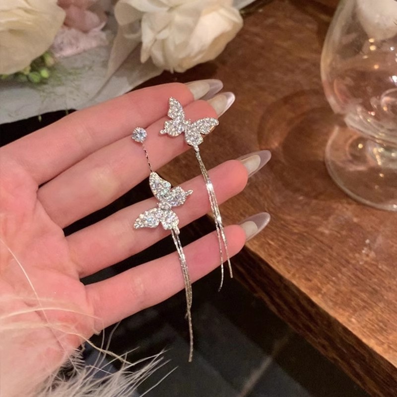 Super fairy-like asymmetrical butterfly tassel stud earrings, women's light luxury and high-end fashion earrings, niche design, versatile earrings full figure